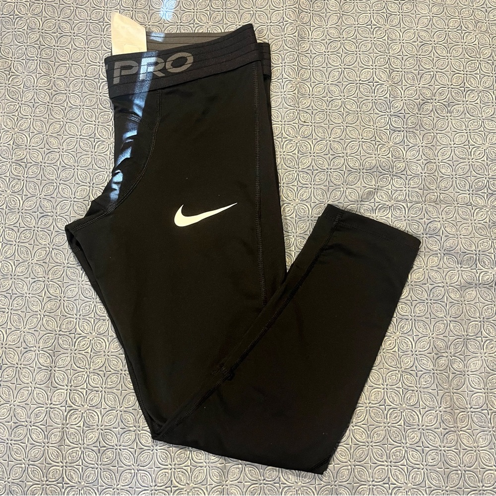 Large Nike pro above the ankle